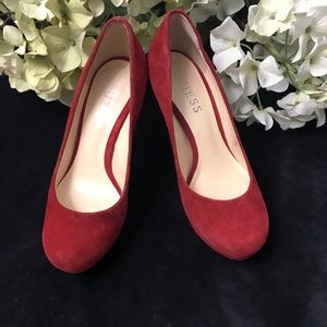 Guess Suede shoes in size 5